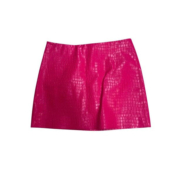 Alice + Olivia Dresses & Skirts - Like New Alice + Olivia Hot Pink Faux Leather Croc Mini Skirt Size 4